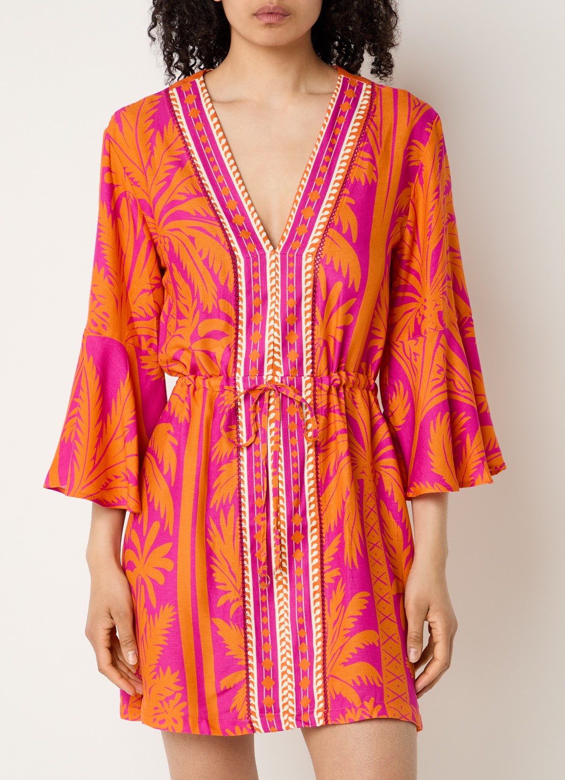 MAAJI Flamingo Palm strandjurk met print - detail fuchsia