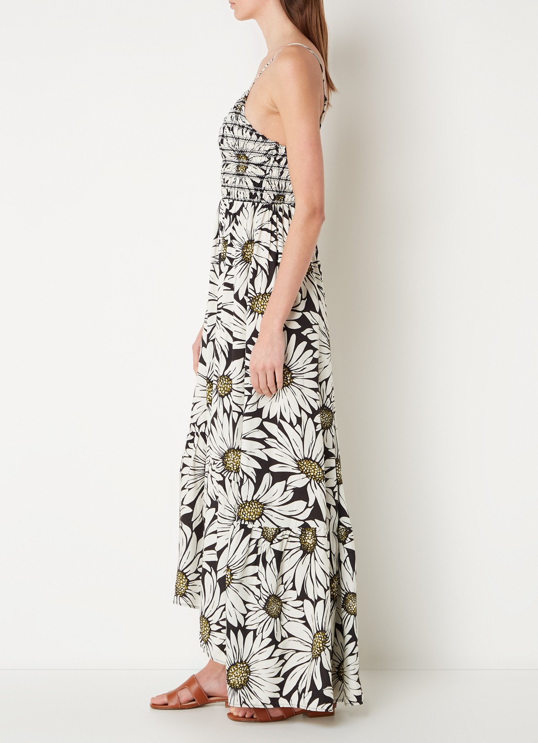 MAAJI Lia maxi strandjurk met bloemenprint en smockwerk - voorkant 4 zwart