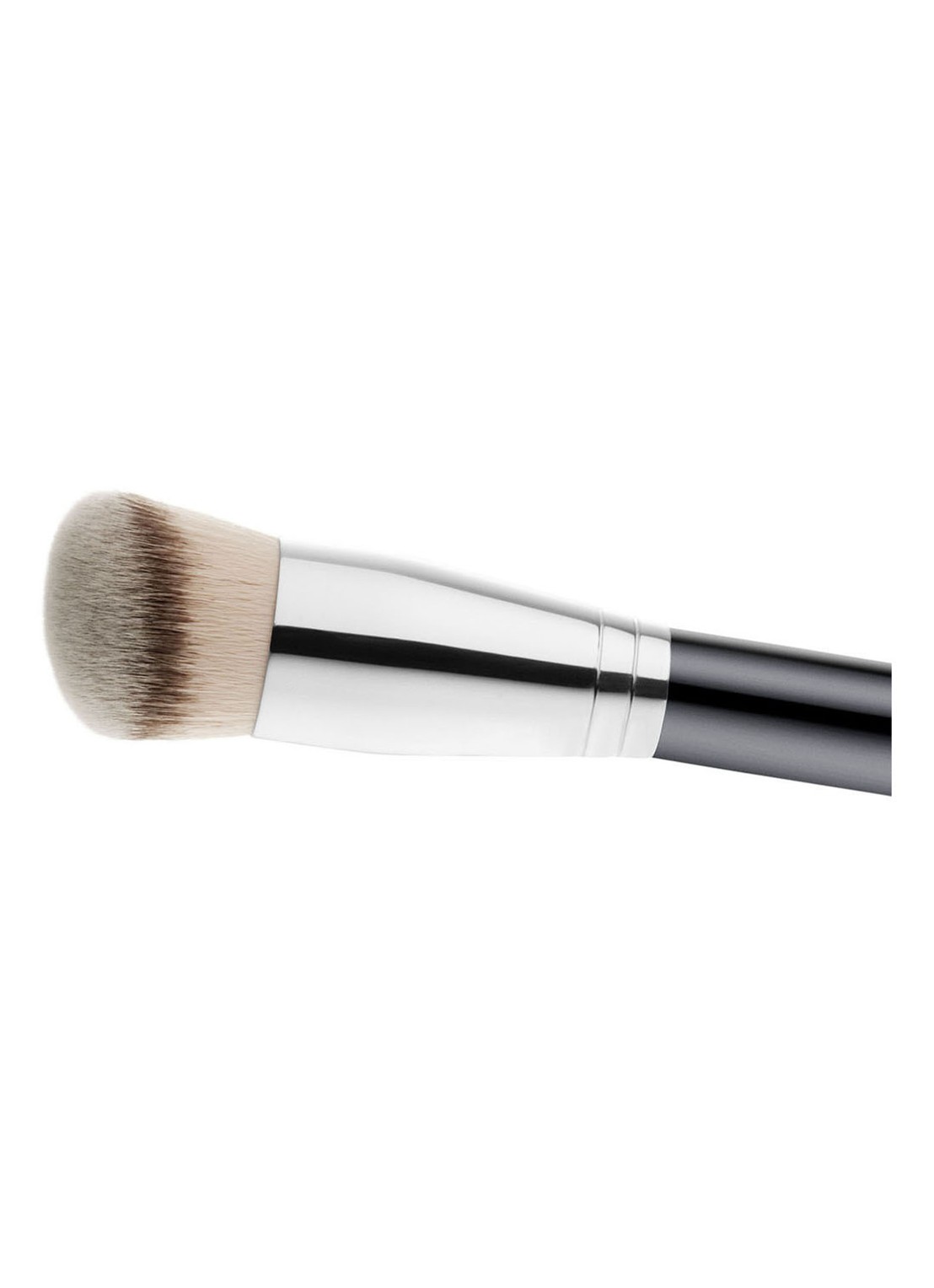 M·A·C 170 Rounded Slant Brush - blush kwast - voorkant 4 zwart
