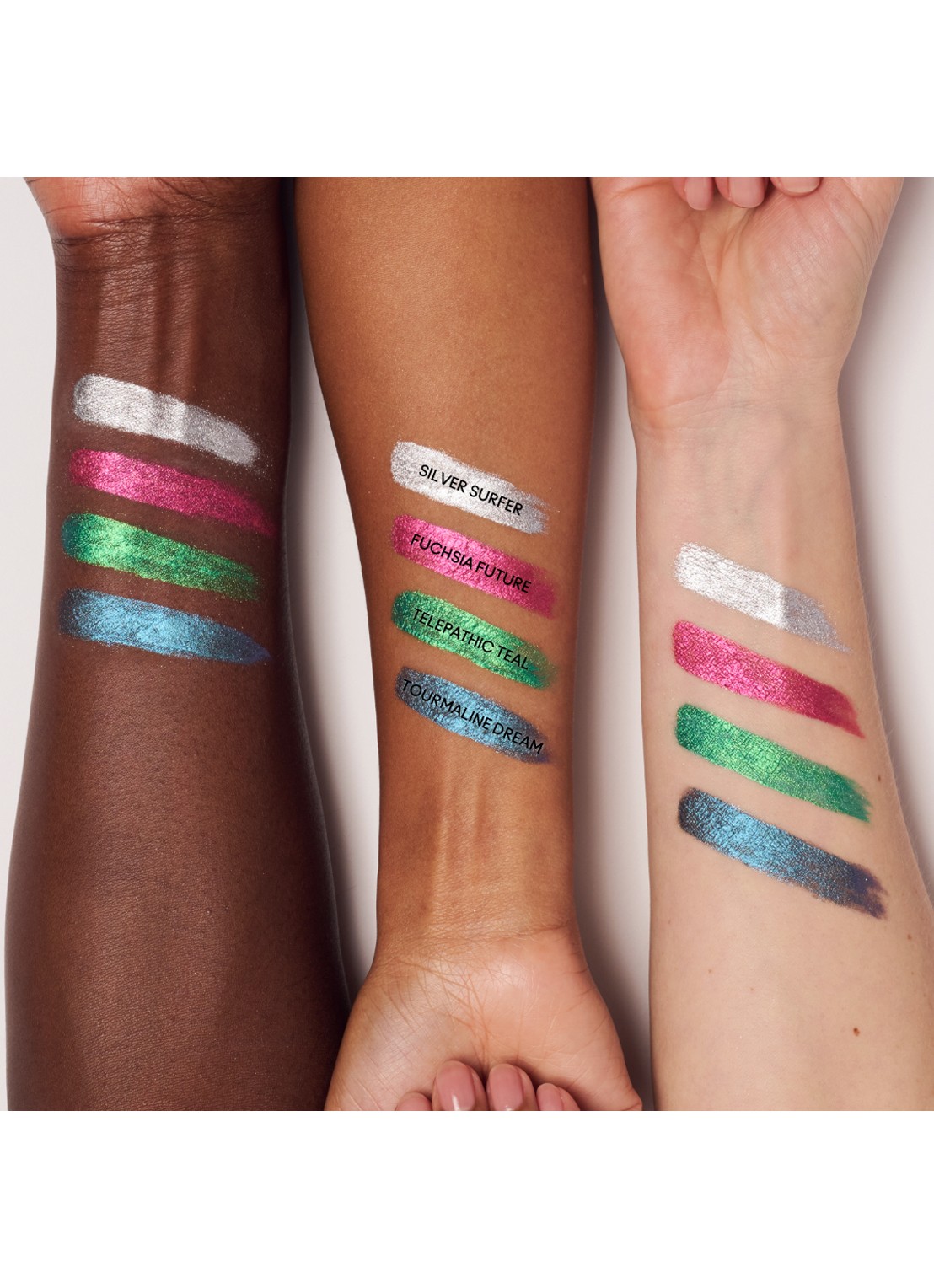 M·A·C Dazzleshadow Liquid Eye Shadow - vloeibare oogschaduw - detail 3 life of the party