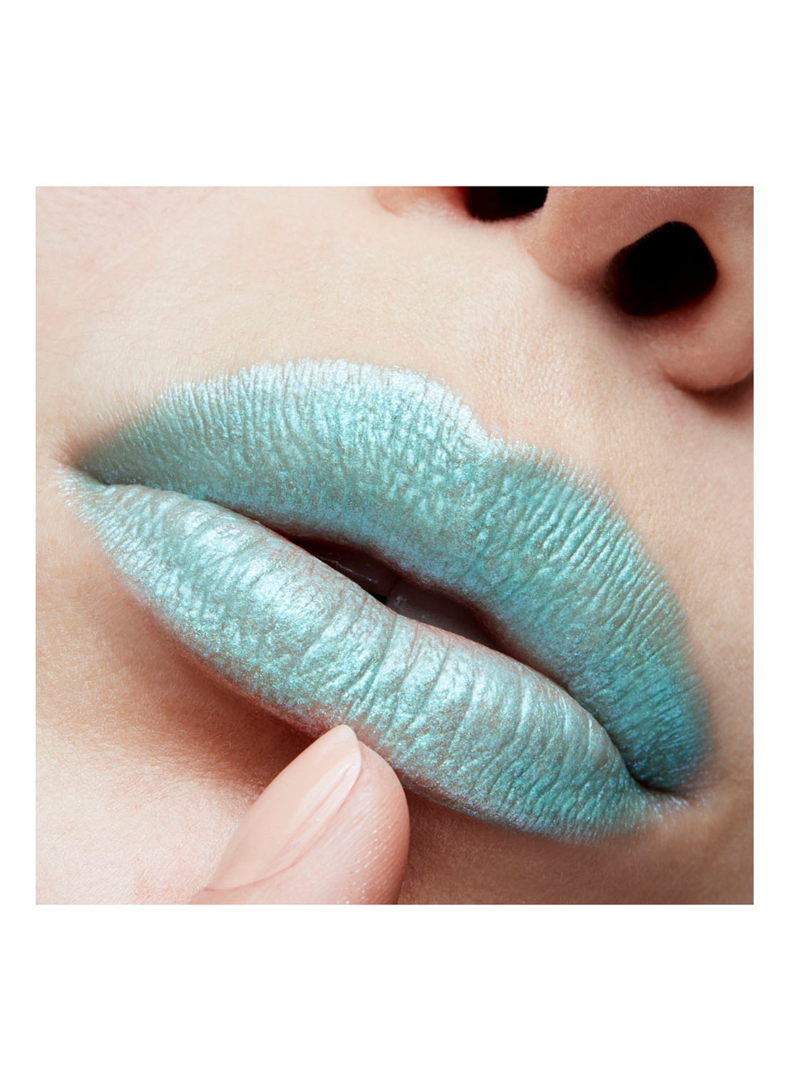 M·A·C Frost Lipstick - detail 4 soft hint