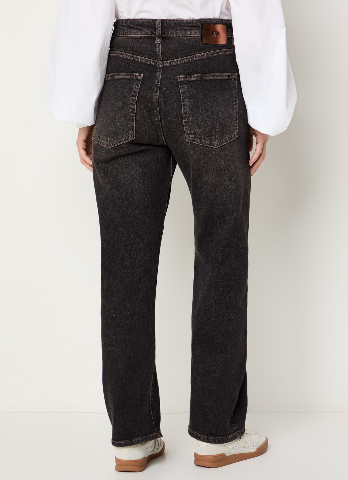 MAC Jeans Baggy mid waist straight leg cropped jeans met opgestikte zakken - achterkant donkerbruin