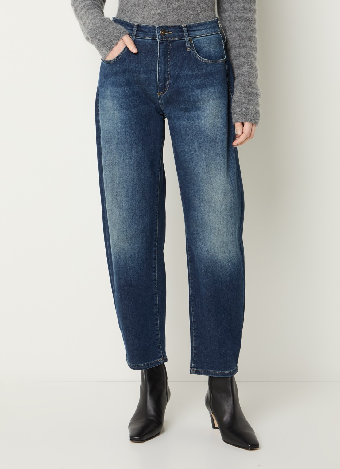 MAC Jeans Danni high waist tapered jeans met donkere wassing - detail 2 indigo