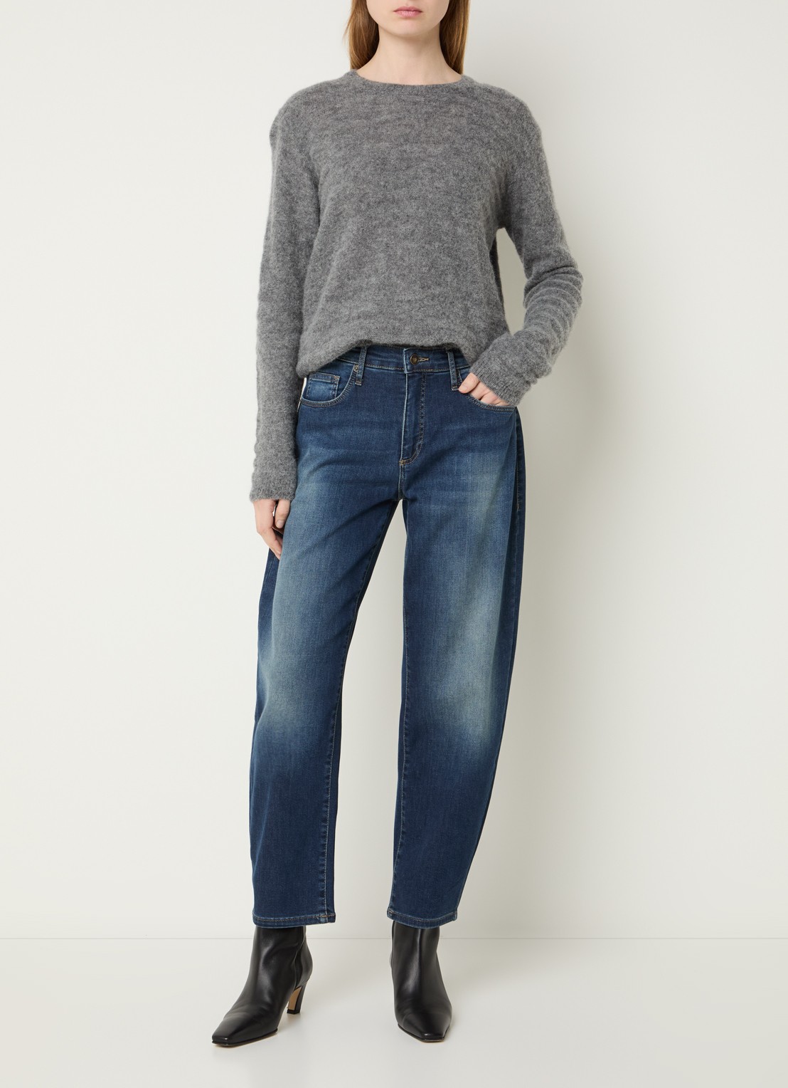 MAC Jeans Danni high waist tapered jeans met donkere wassing - voorkant 5 indigo