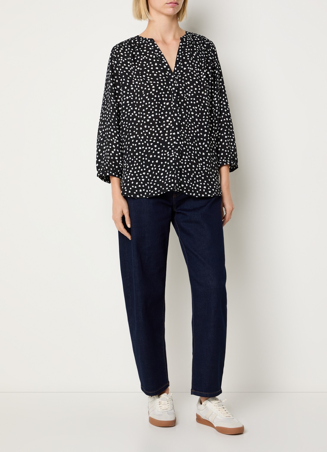 MAC Jeans Danni high waist tapered jeans met donkere wassing - voorkant 5 donkerblauw