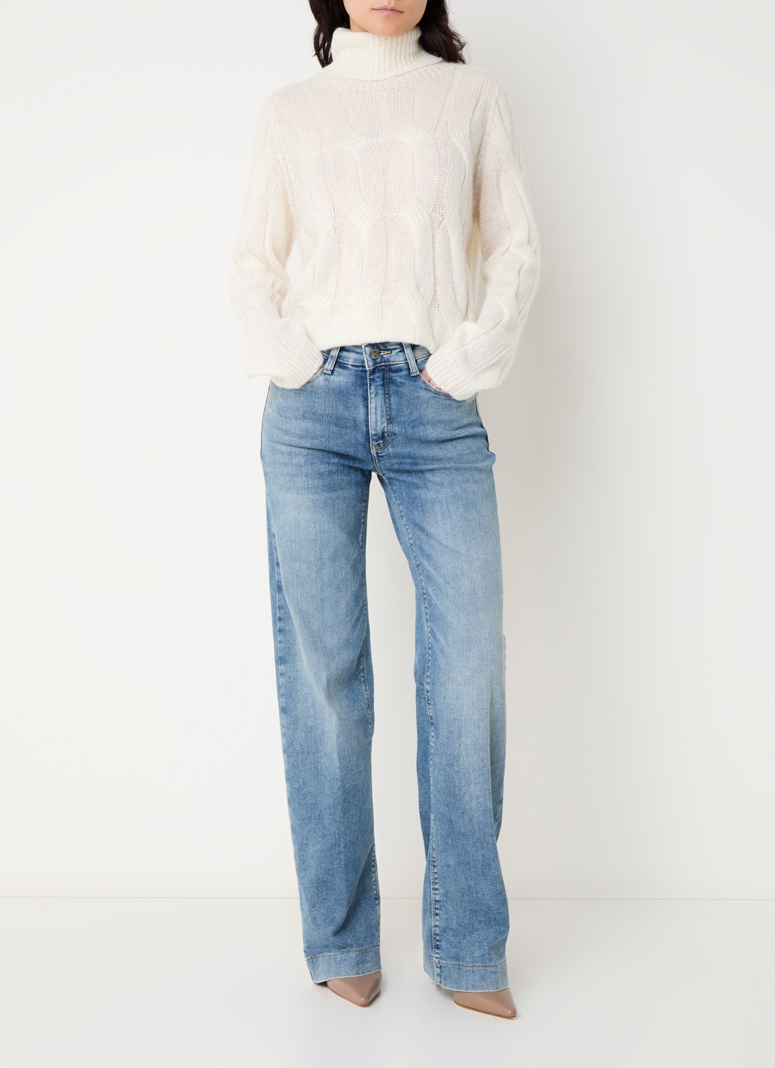 MAC Jeans Dream high waist wide leg jeans met steekzakken - voorkant 4 lichtblauw