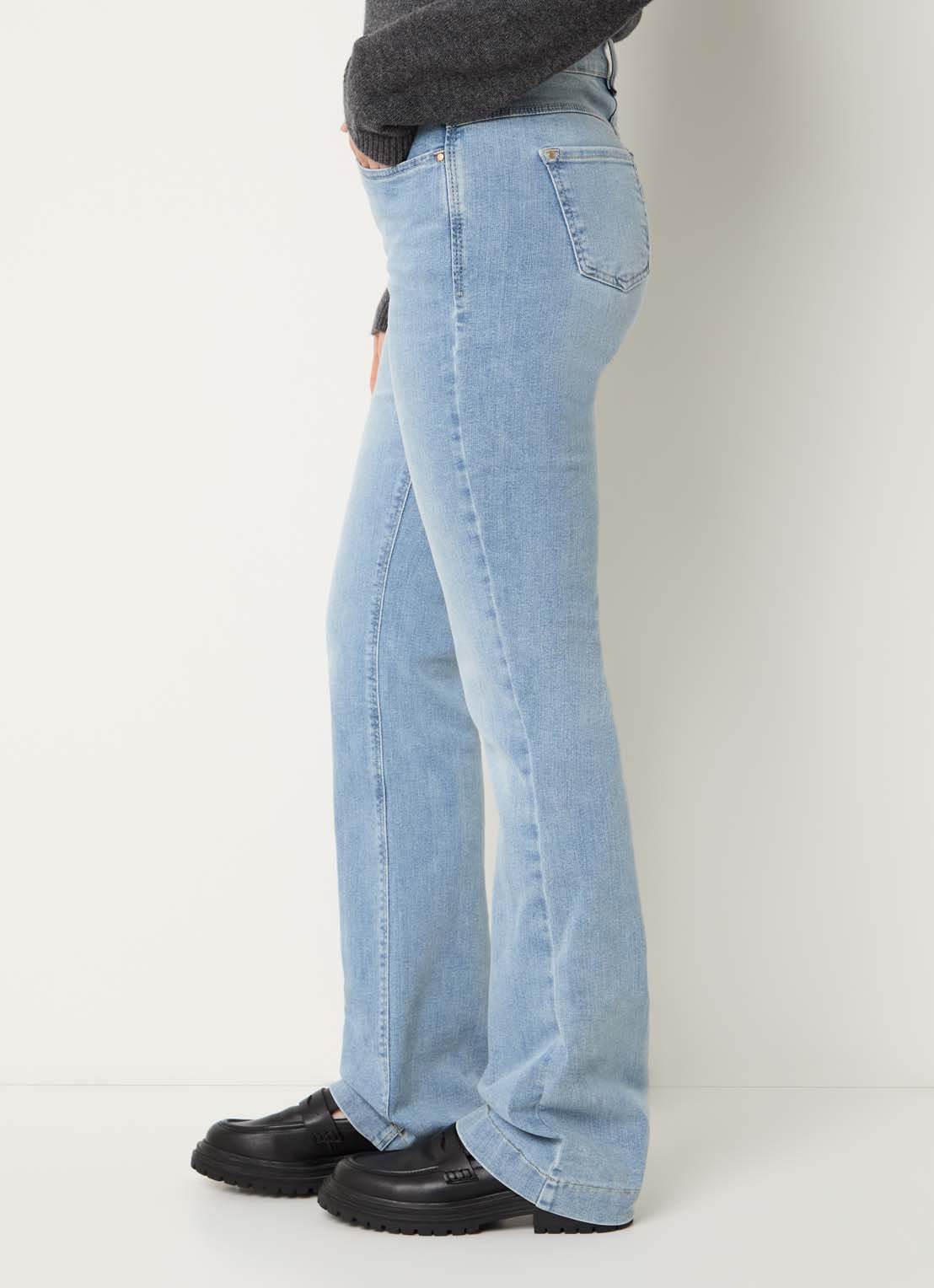 MAC Jeans Dream mid waist flared jeans met stretch - detail 5 blauwgrijs