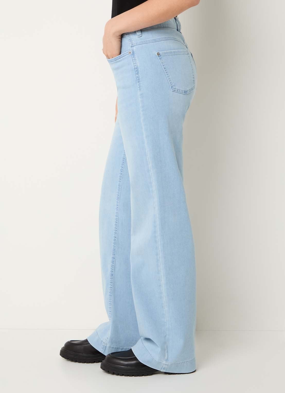MAC Jeans Dream mid waist wide fit jeans met steekzakken - detail 5 lichtblauw