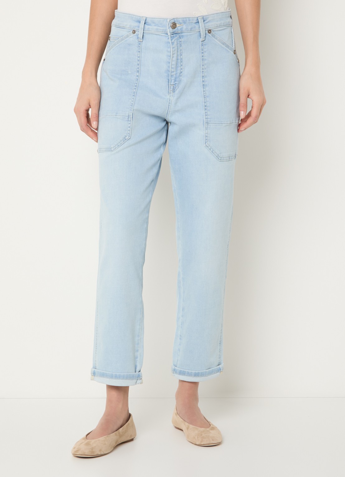 MAC Jeans Iowa high waist wide leg jeans met donkere wassing - detail 4 lichtblauw