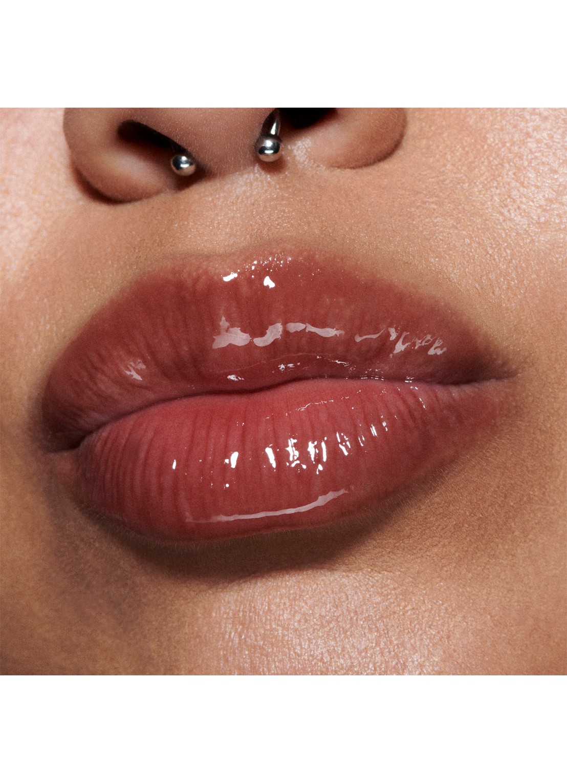 M·A·C Lipglass Air Mini Gloss - detail 4 aesthetic