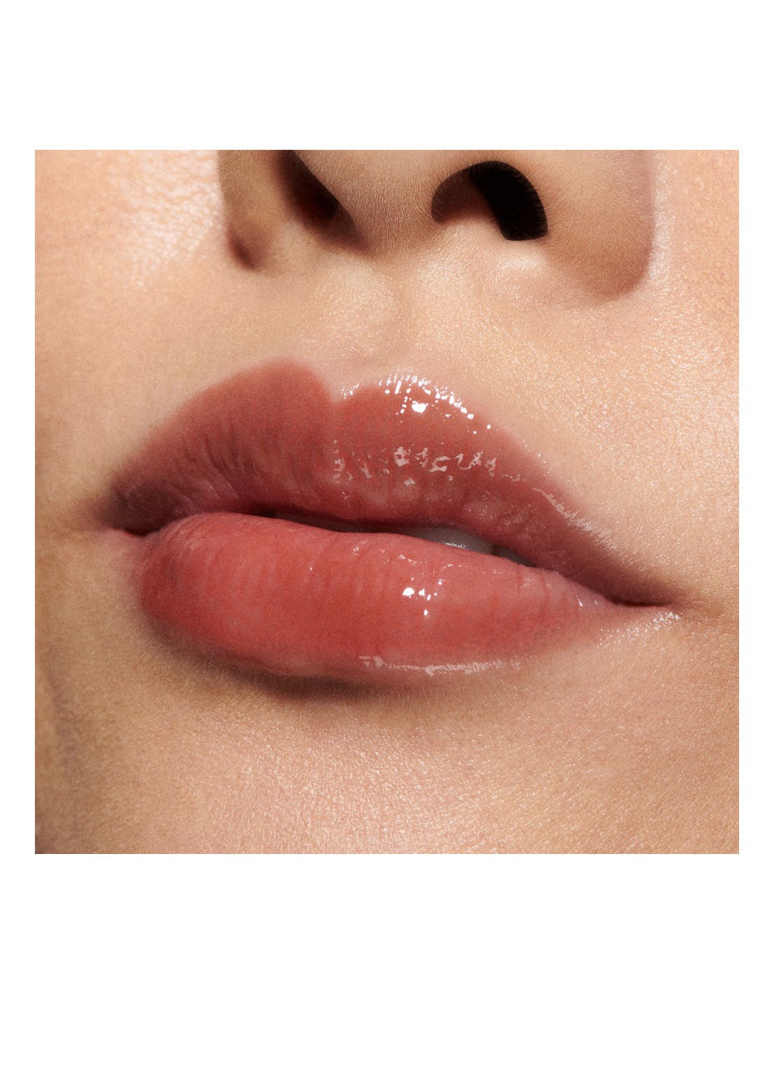 M·A·C Lipglass Air Non-Sticky Gloss - lipgloss  - detail 3 casual