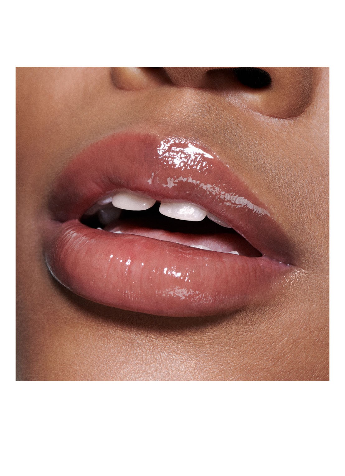 M·A·C Lipglass Air Non-Sticky Gloss - lipgloss  - detail 4 casual