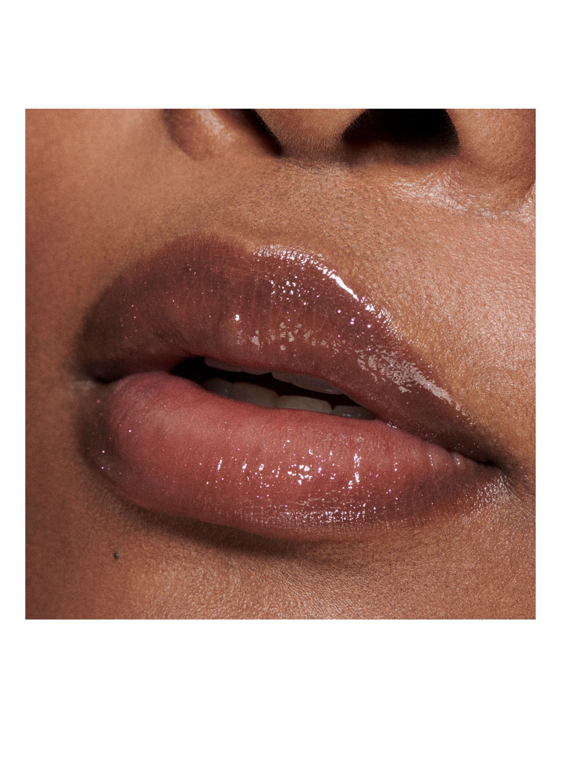 M·A·C Lipglass Air Non-Sticky Gloss - lipgloss  - detail 4 frosting