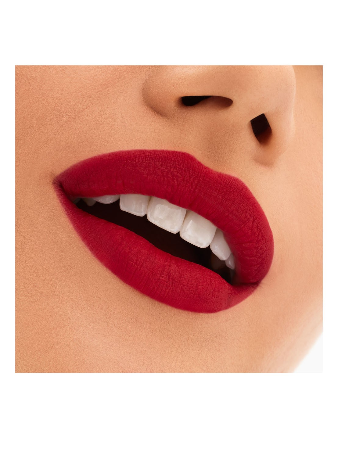 M·A·C Locked Kiss - lipstick  - detail 3 ruby true