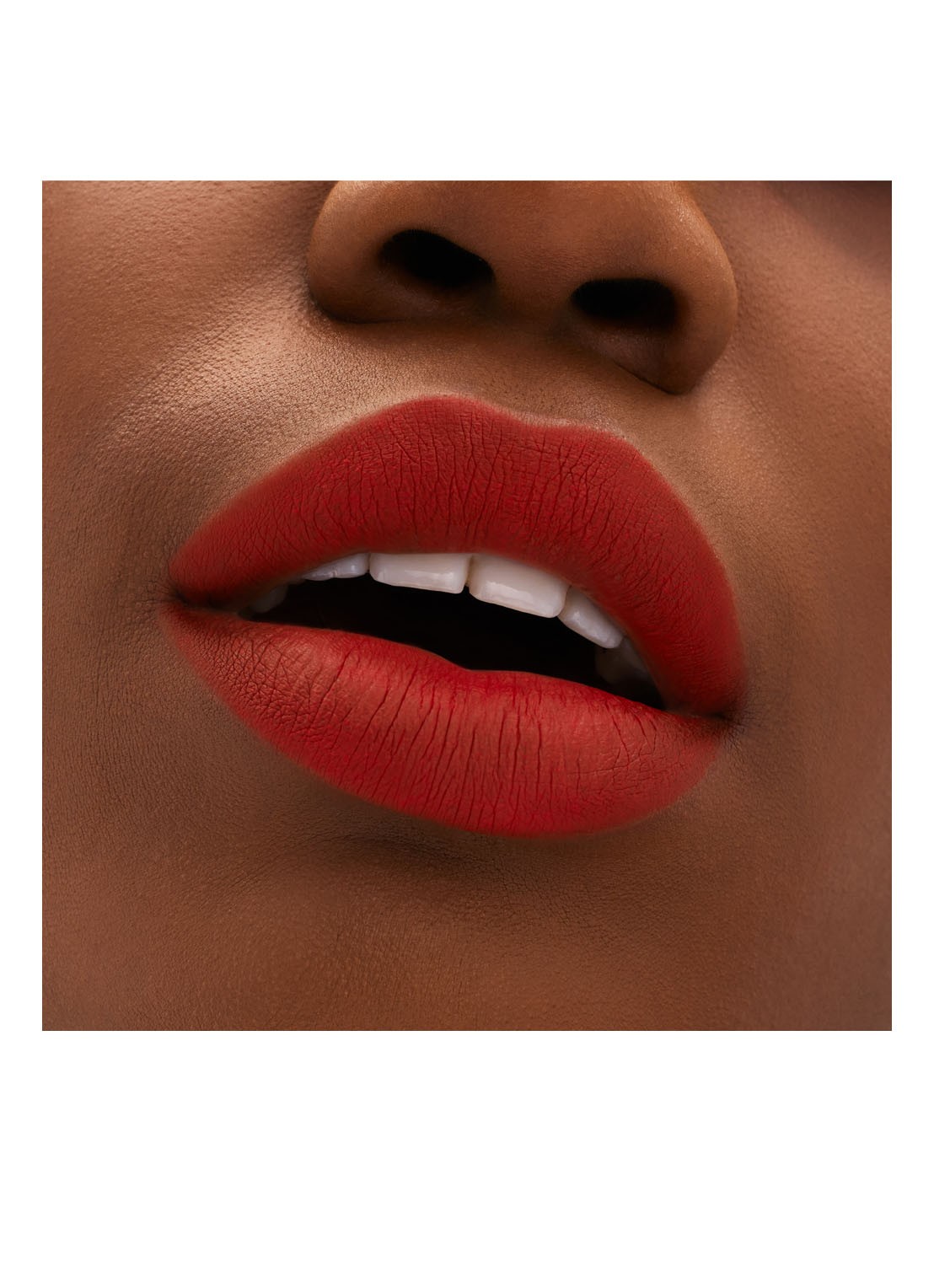M·A·C Locked Kiss - lipstick  - detail 5 gutsy
