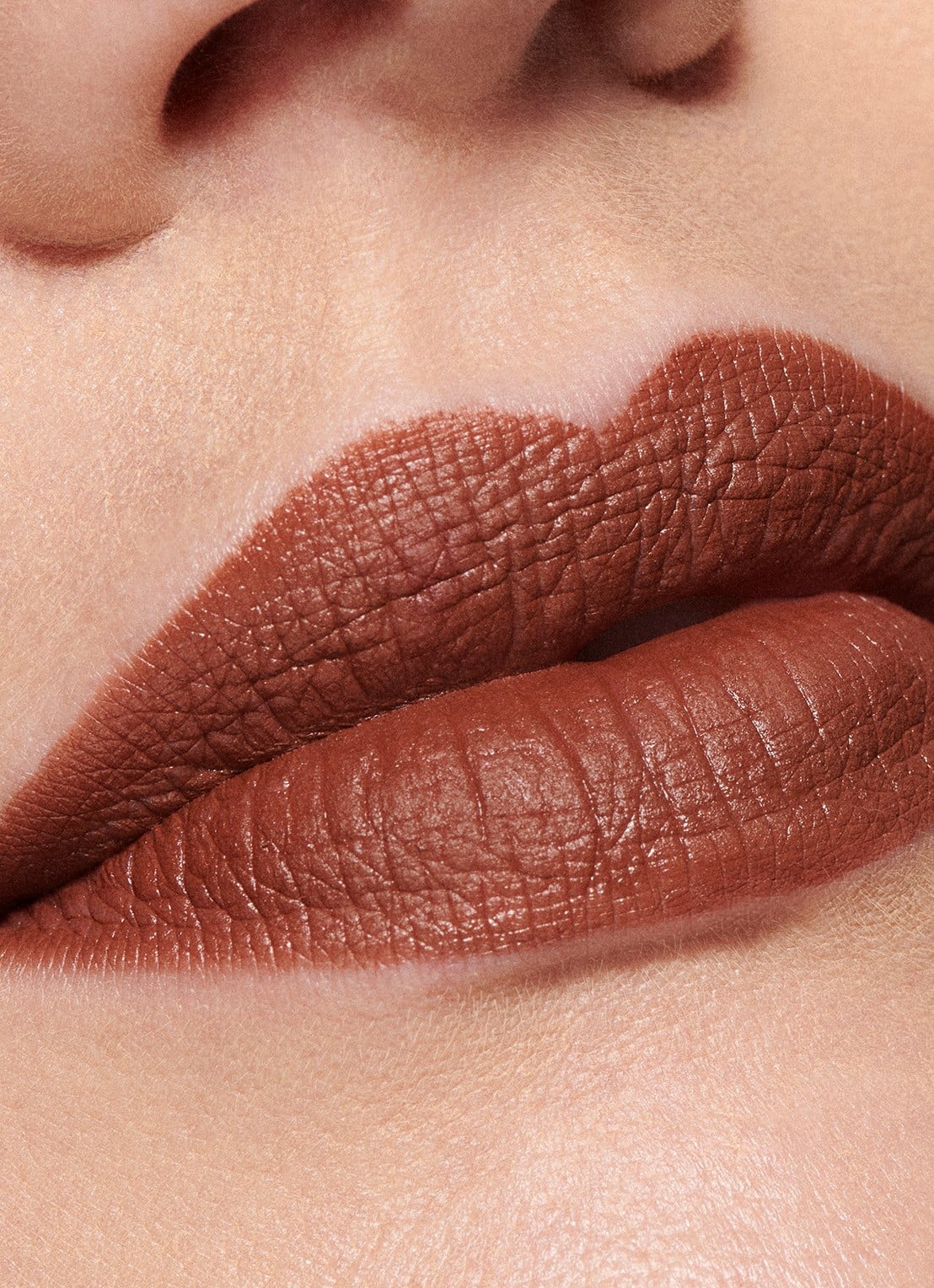 M·A·C Macximal Matte Lipstick  - detail 4 iconic photo