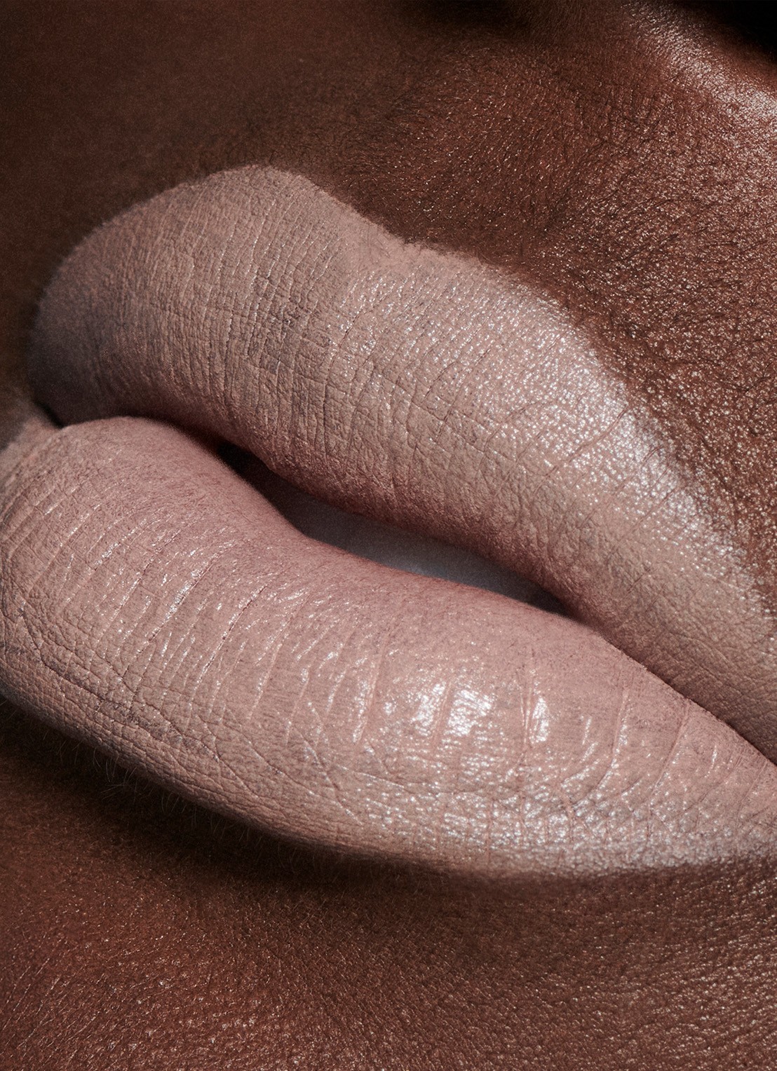 M·A·C Macximal Matte Lipstick  - detail 2 acting natural
