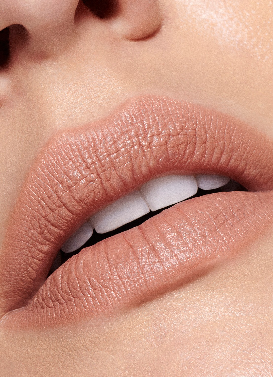 M·A·C Macximal Matte Lipstick  - detail 3 yash