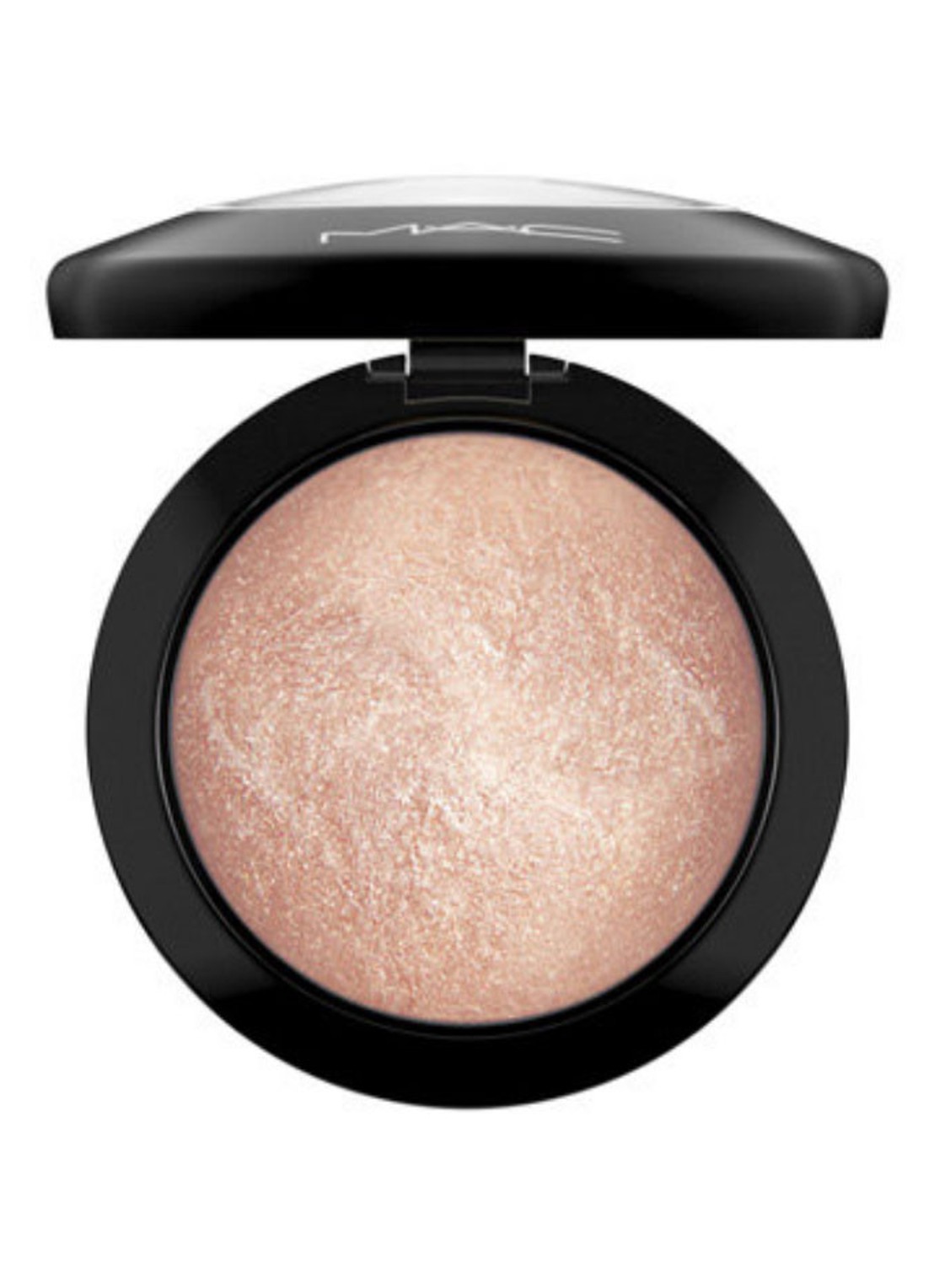 M·A·C Mineralize Skinfinish - highlighter - detail 3 soft and gentle