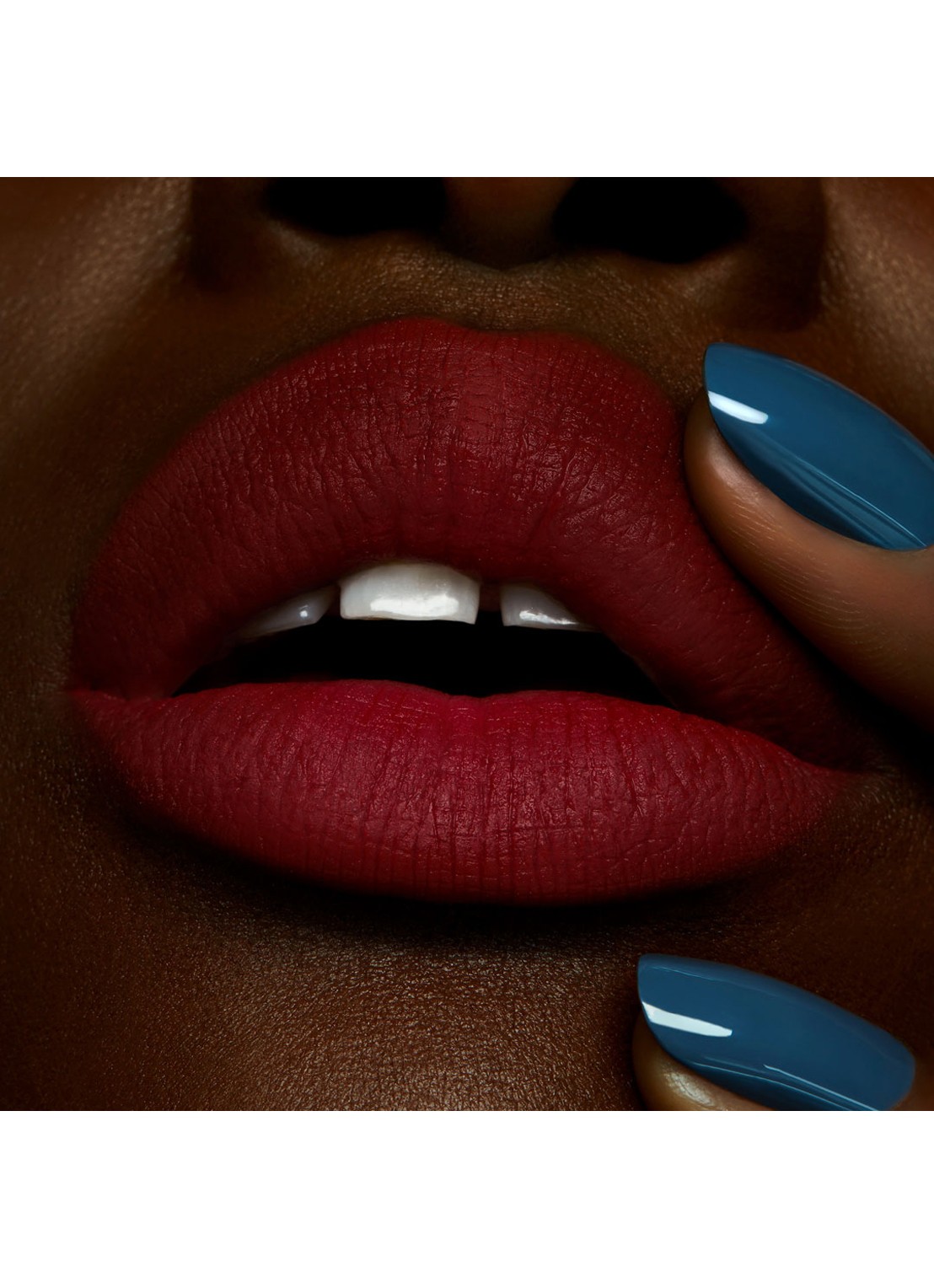 M·A·C Powder Kiss Lip + Cheek Mousse - lipstick - detail 3 fashion emergency