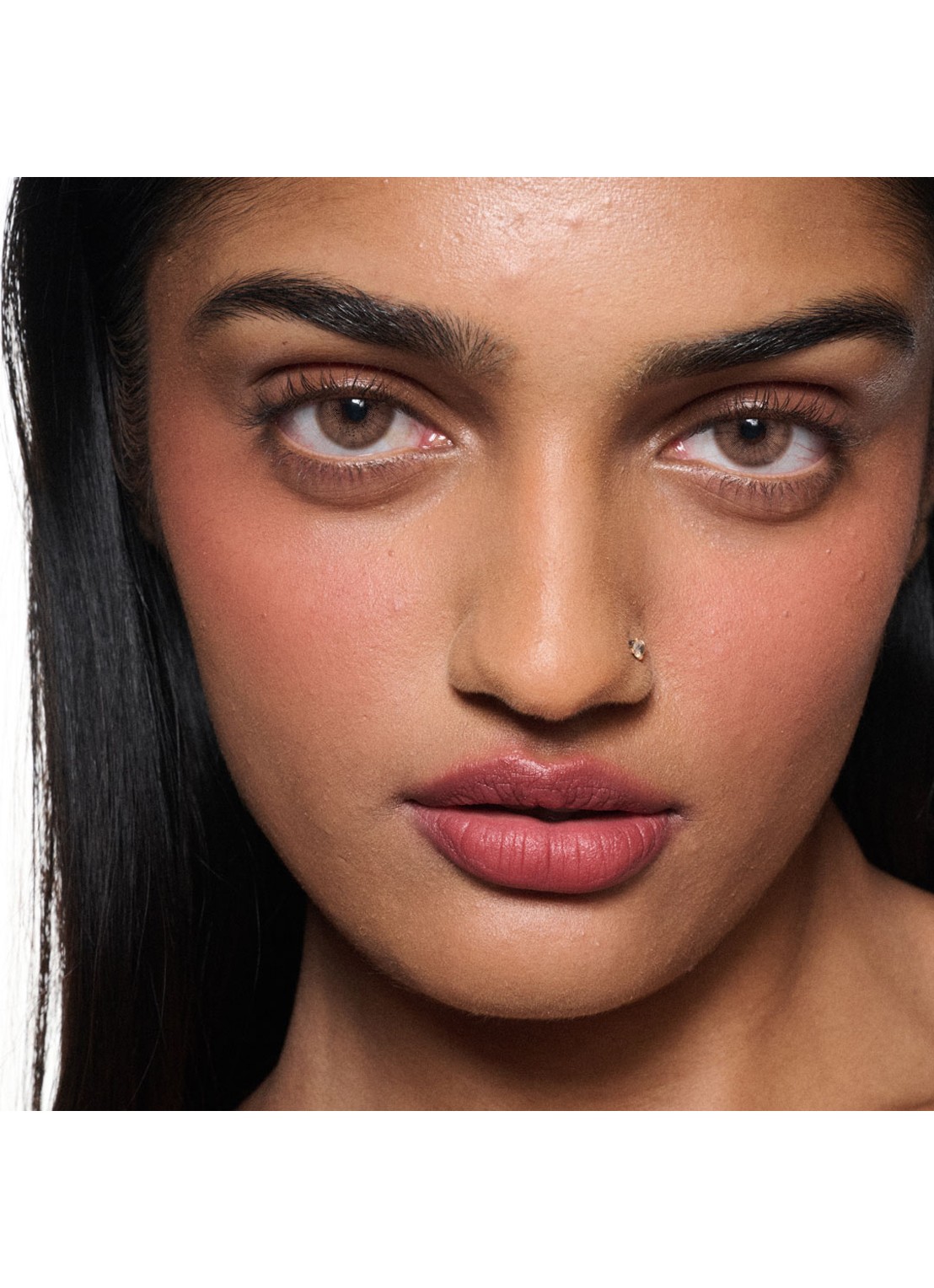 M·A·C Powder Kiss Lip + Cheek Mousse - lipstick - detail 4 fashion emergency
