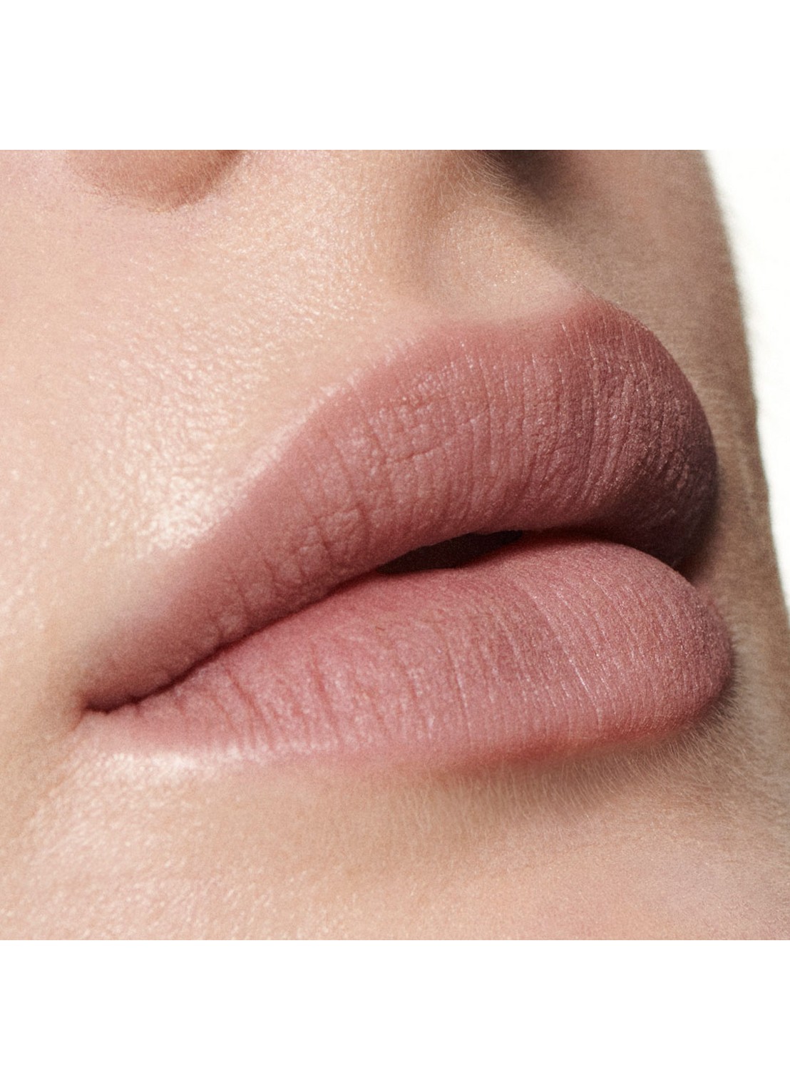 M·A·C Powder Kiss Lip + Cheek Mousse - lipstick - detail 2 it's personal