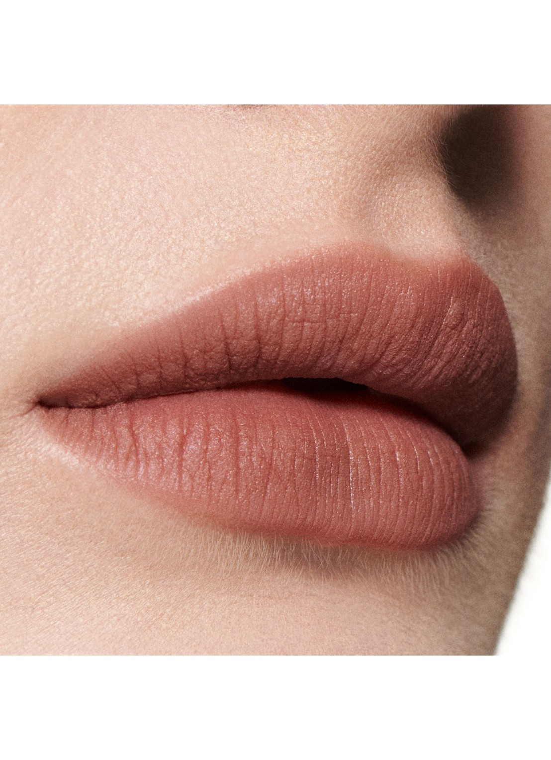 M·A·C Powder Kiss Lip + Cheek Mousse - lipstick - detail 2 buffiest