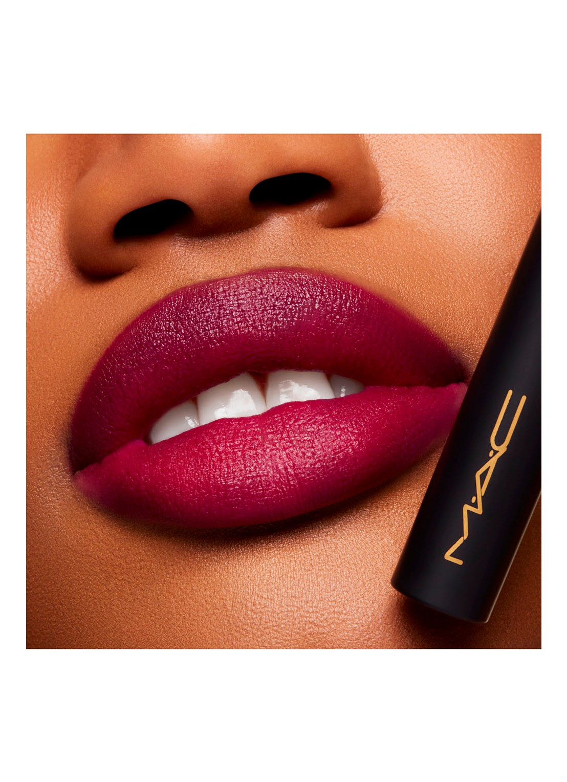 M·A·C Powder Kiss Velvet Blur Slim Stick - lipstick - detail 4 wild rebel