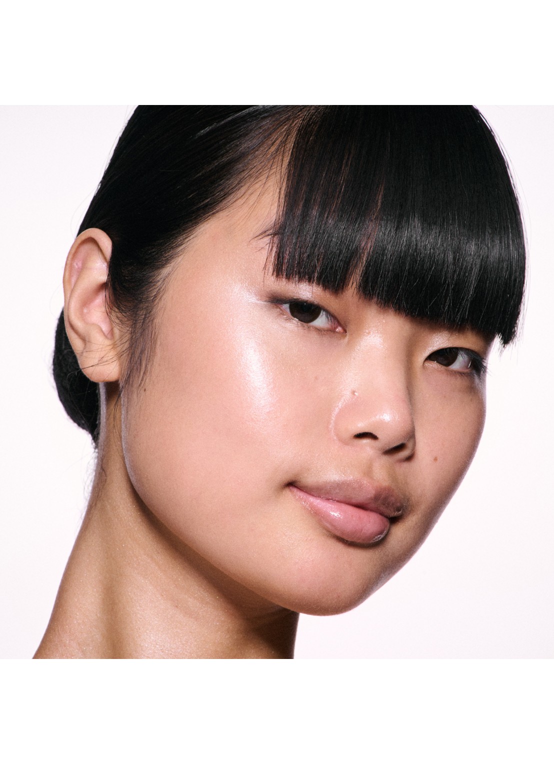 M·A·C Skinfinish Lightstruck Liquid Highlighter - detail 2 lightscapade