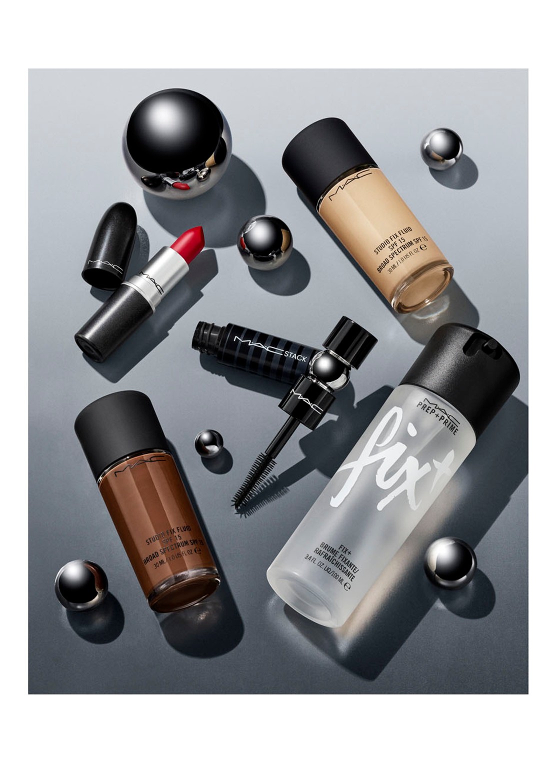 M·A·C Stack Mascara - detail 7 black