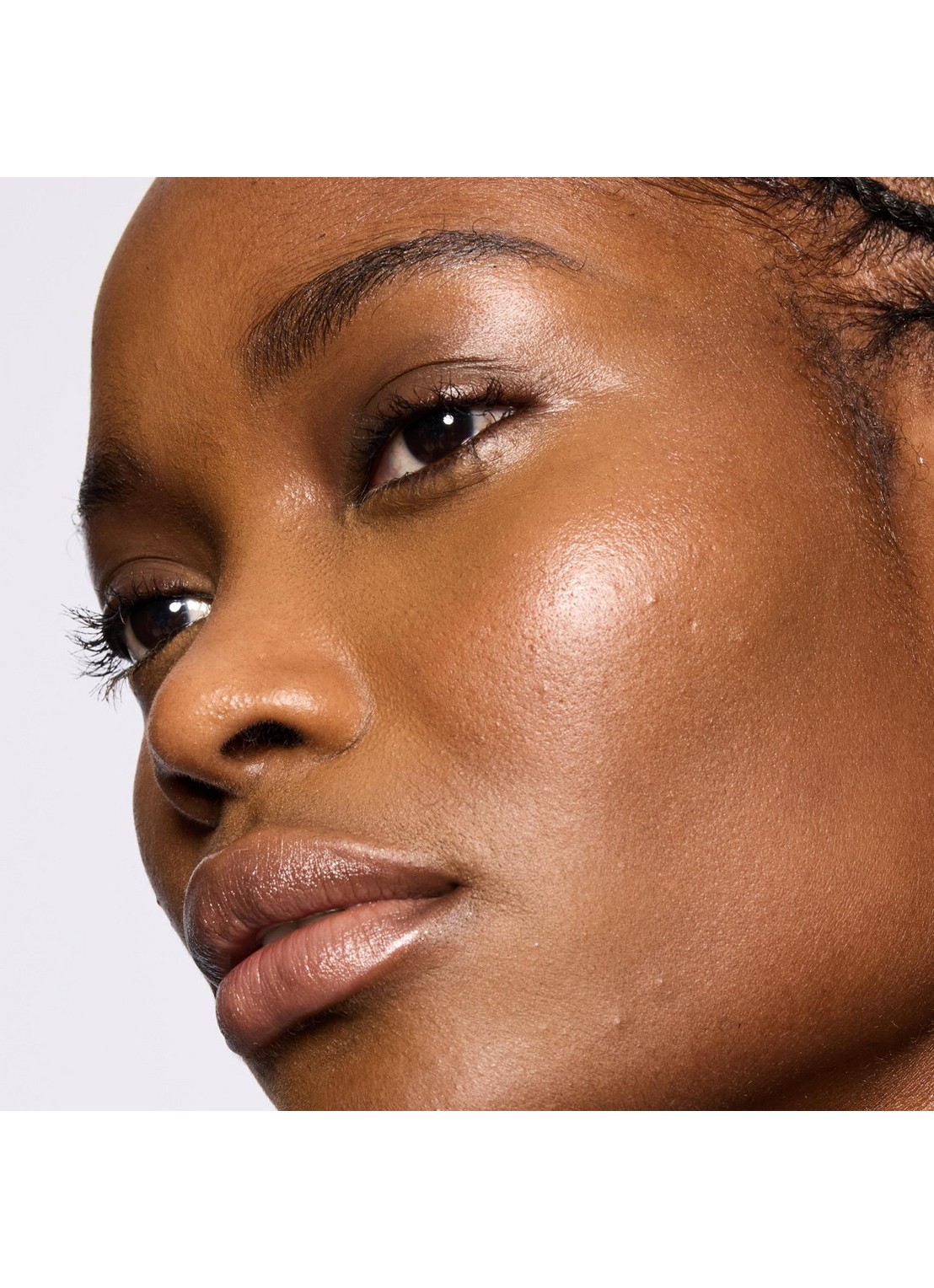 M·A·C Strobe Dewy Glow Stick - highlighter stick - detail 3 spotlite