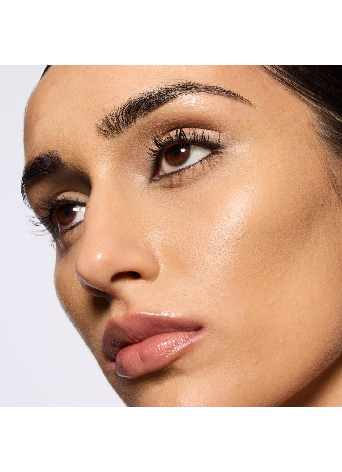 M·A·C Strobe Dewy Glow Stick - highlighter stick - detail 5 spotlite