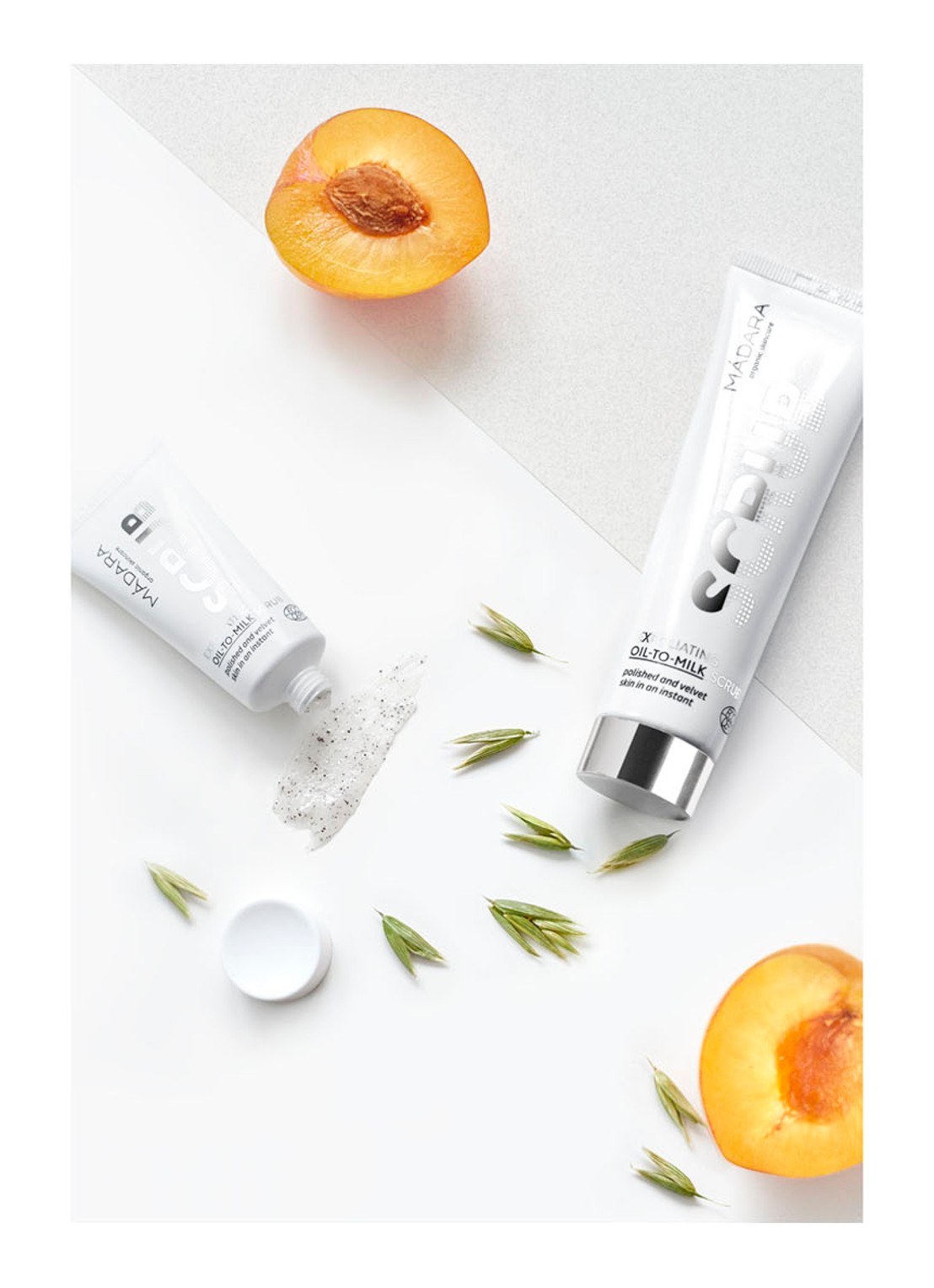 Mádara Exfoliating oil-to-milk scrub - scrub - voorkant 2 undefined