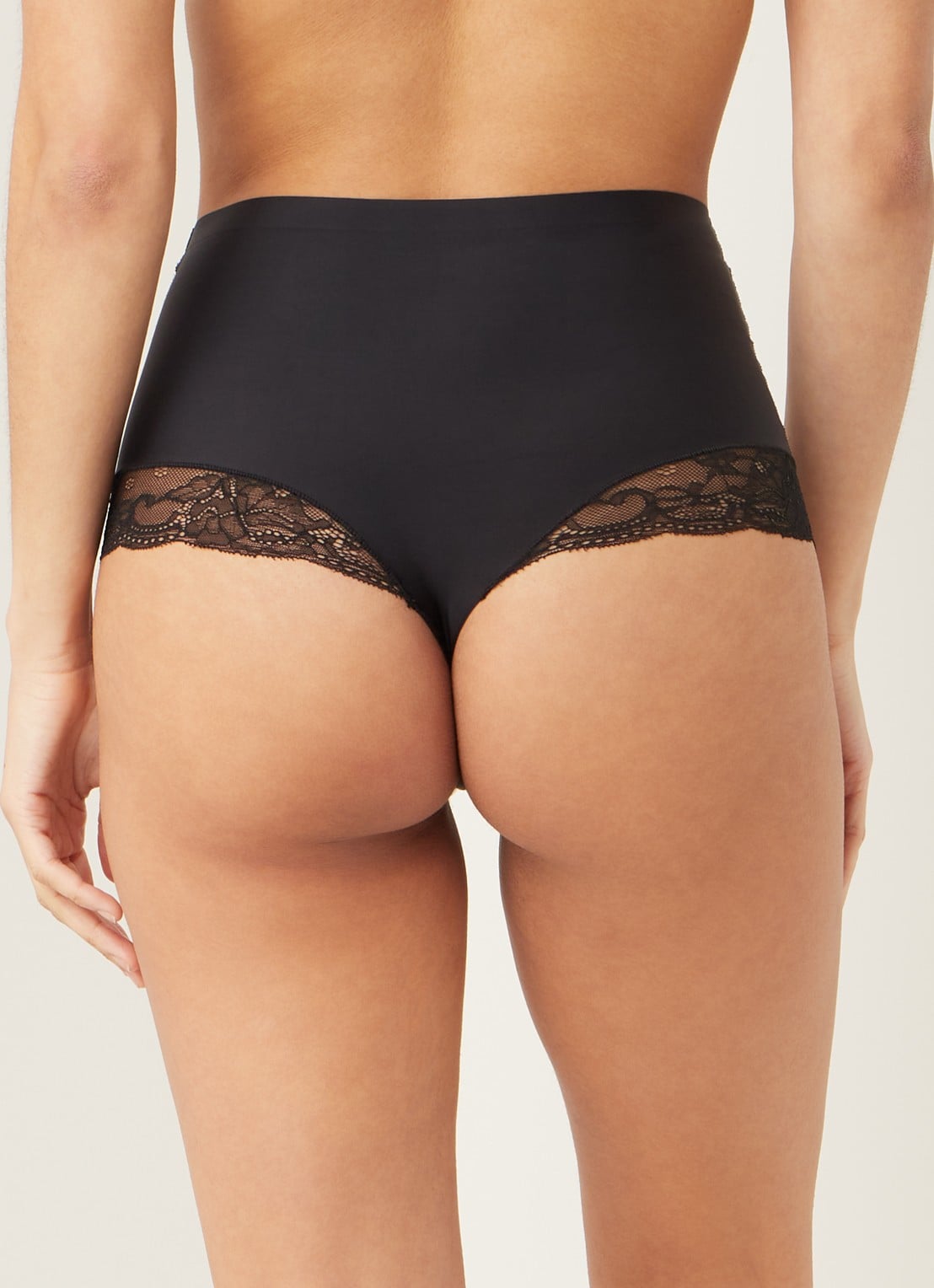MAGIC Bodyfashion Dream high waisted naadloze string met kant - achterkant 2 zwart