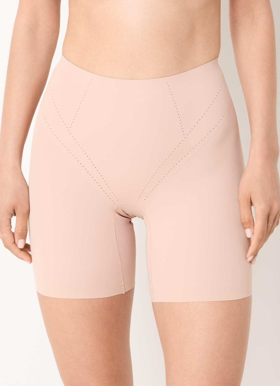 MAGIC Bodyfashion Dream Shaper corrigerende short - detail 2 creme