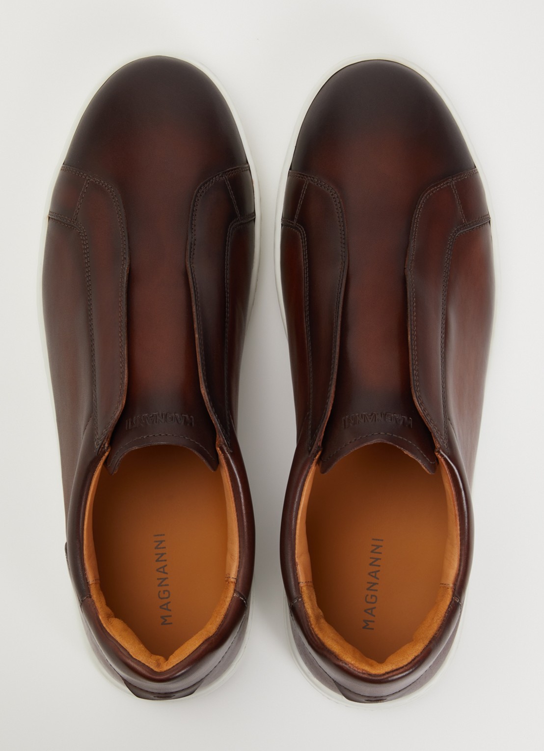 Magnanni Canelo Slip sneaker van kalfsleer - detail 2 bruin