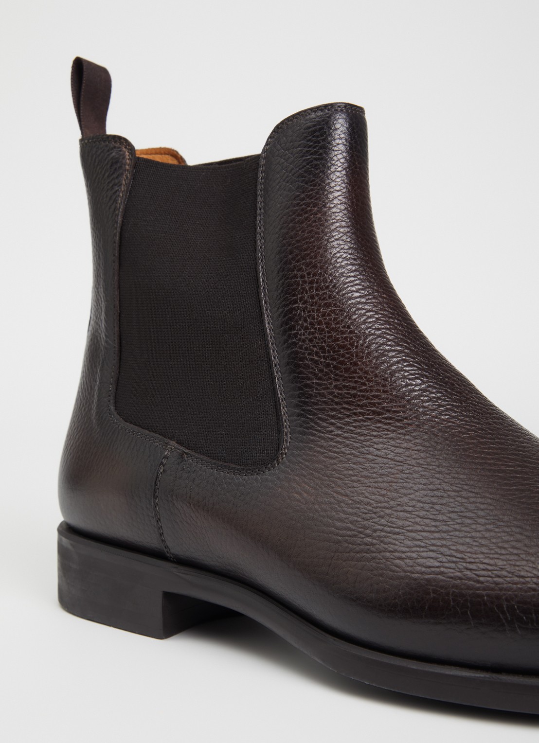 Magnanni Chelsea boot van leer - detail 4 kastanjebruin