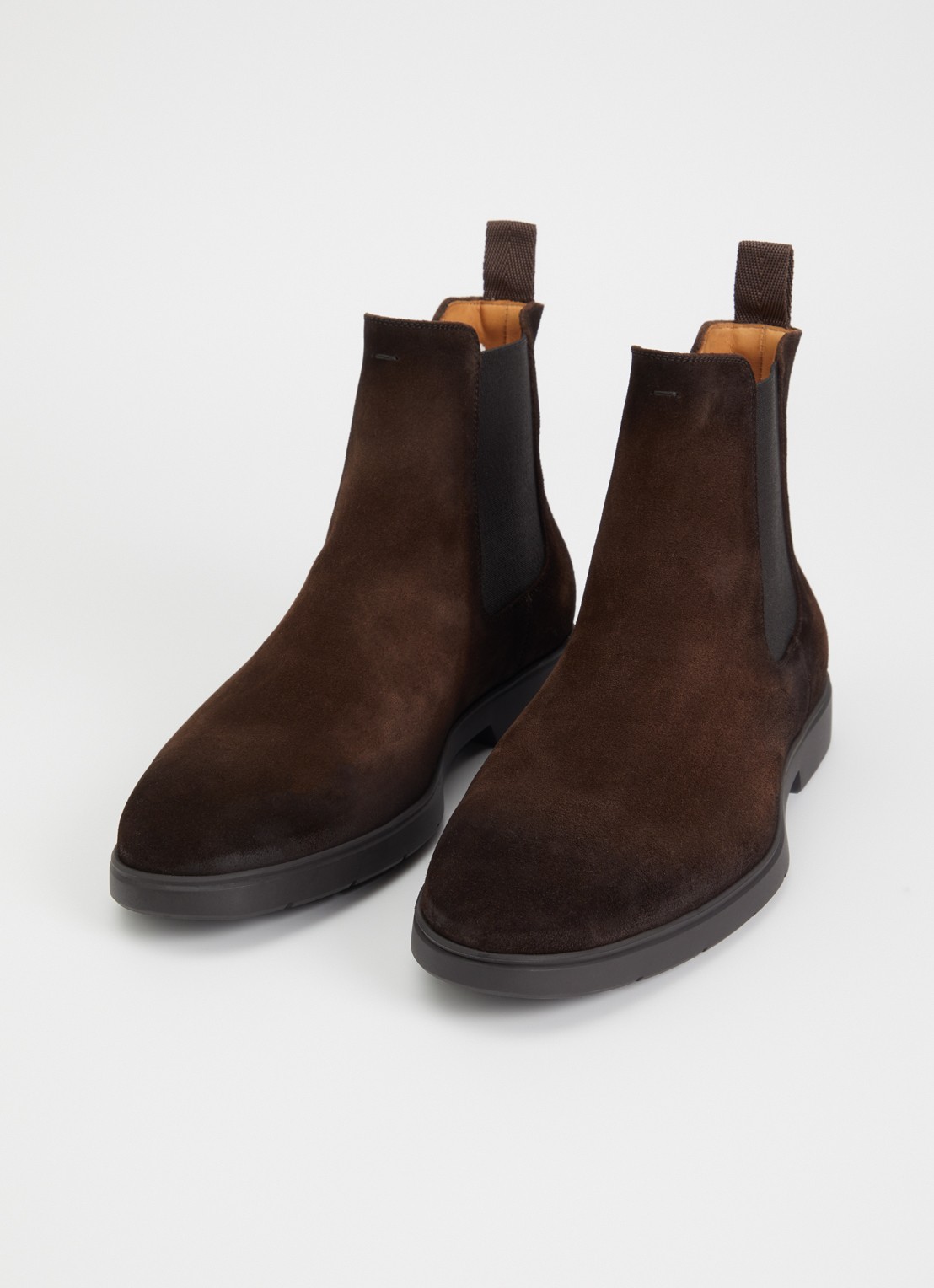 Magnanni Chelsea boot van suède - detail 2 chocoladebruin