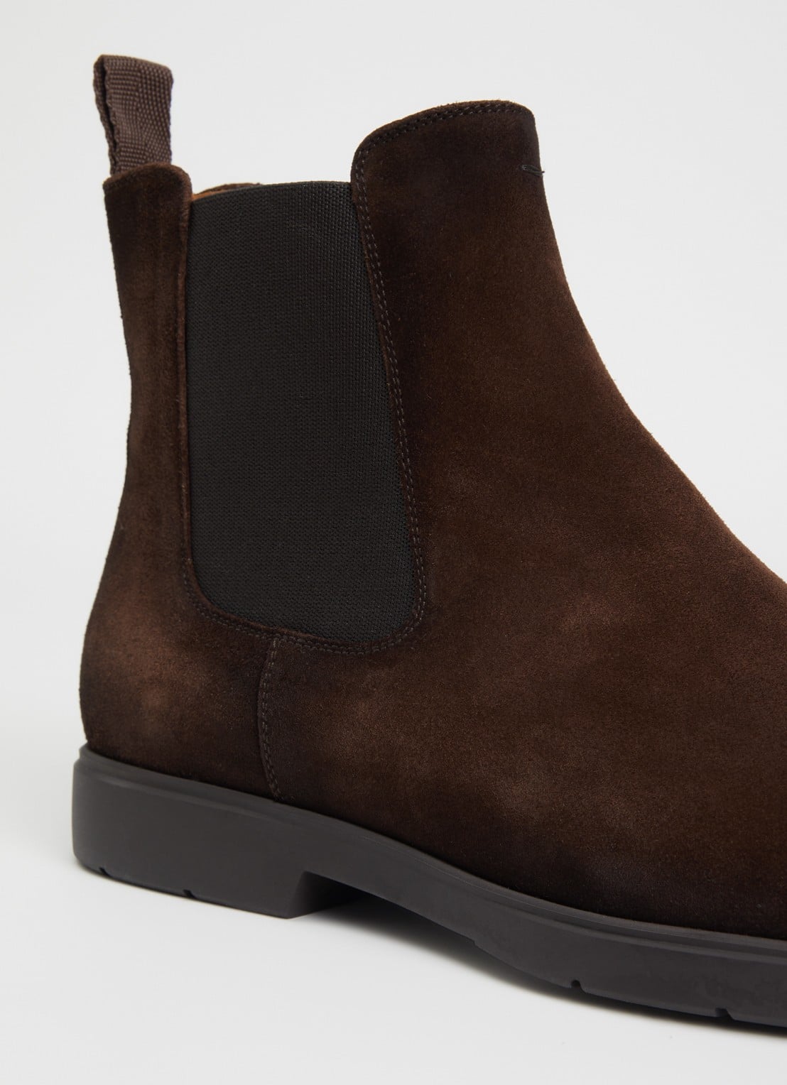 Magnanni Chelsea boot van suède - detail 4 chocoladebruin