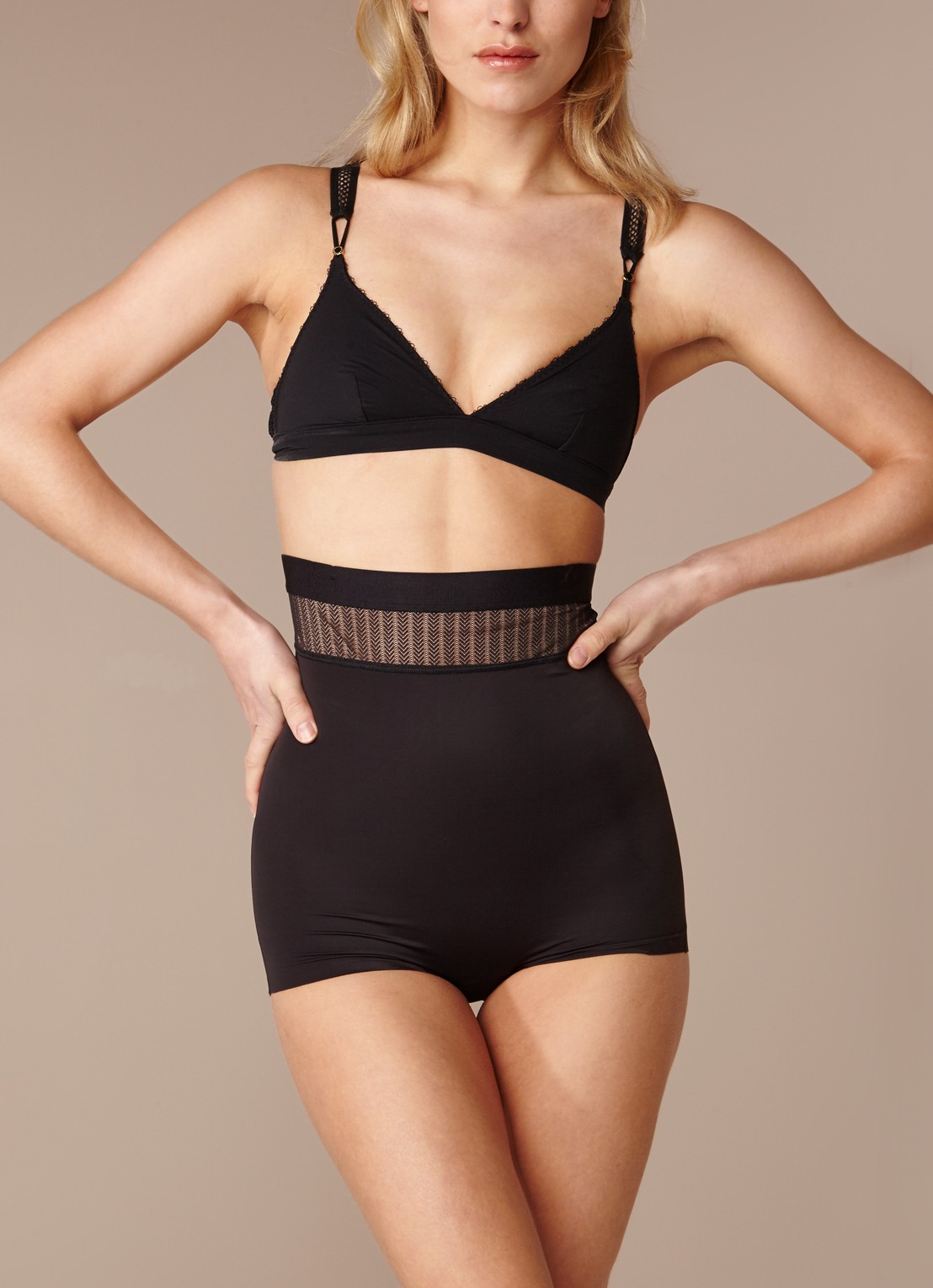 Maidenform Stay Put Firm corrigerende tailleslip - voorkant 2 zwart