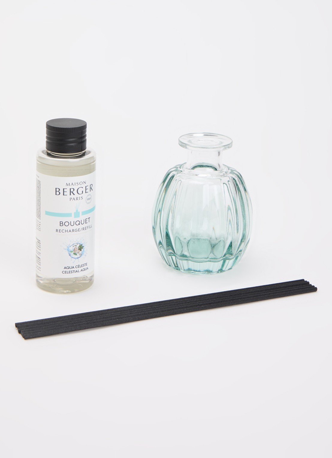 Maison Berger Celestial Aqua geurstokjes met navulling 100 ml  - voorkant 2 blauw