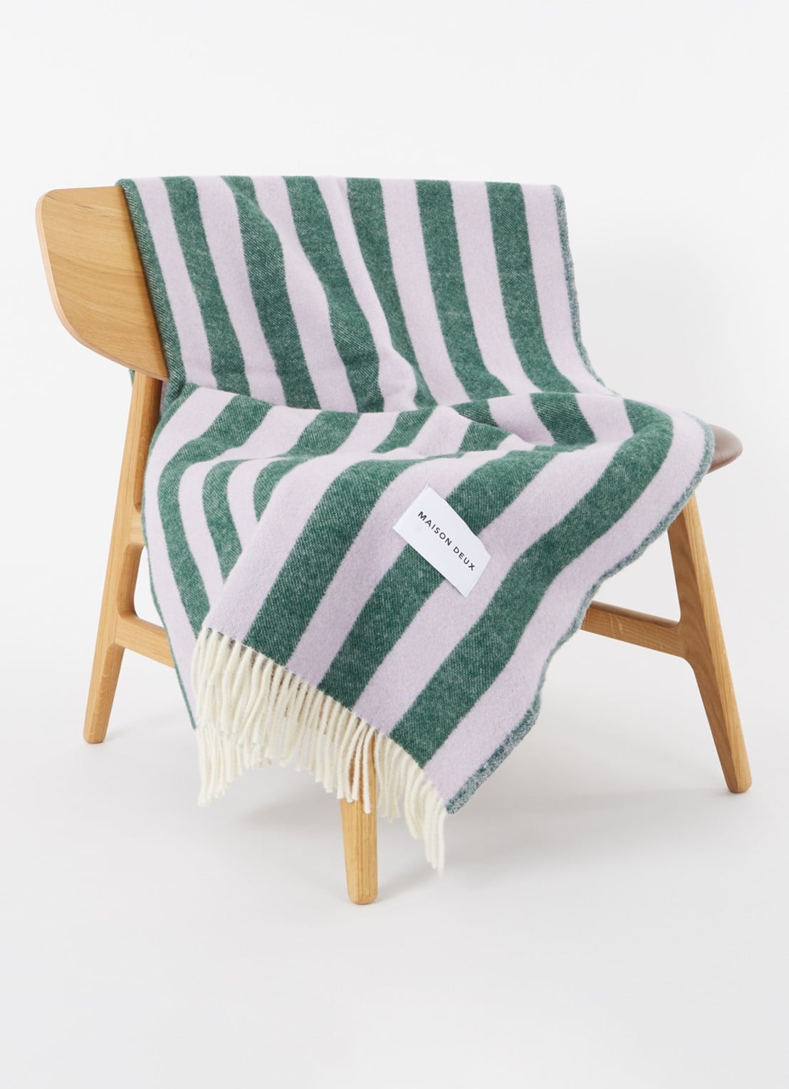 Maison Deux Candy Wrap plaid van wol 130 x 200 cm - voorkant 2 lila
