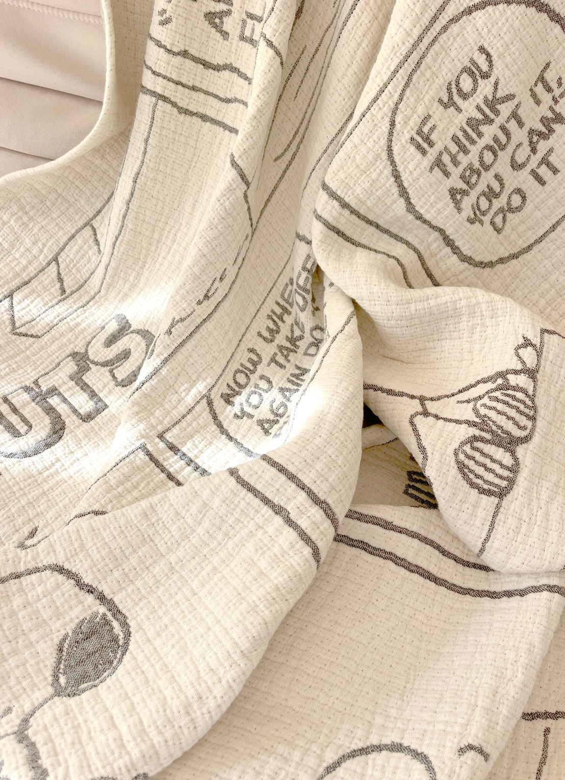 Maison Deux Flight School plaid 130 x 200 cm - detail creme