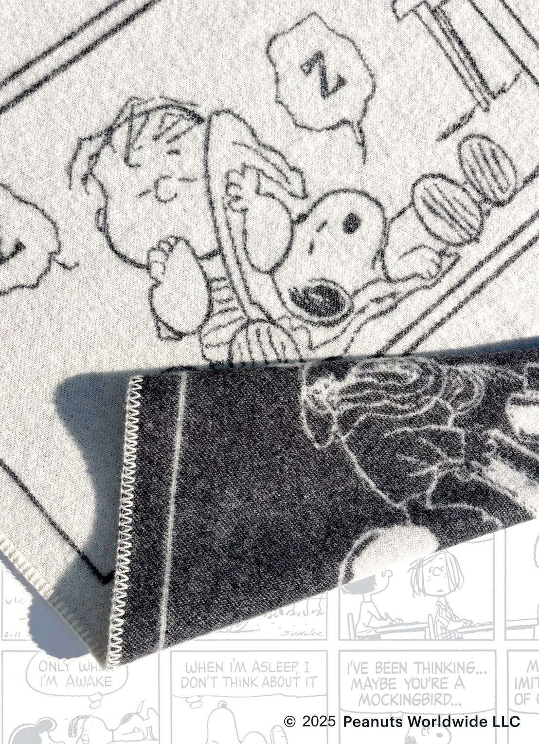 Maison Deux Peanuts plaid 130 x 200 cm - voorkant 4 creme