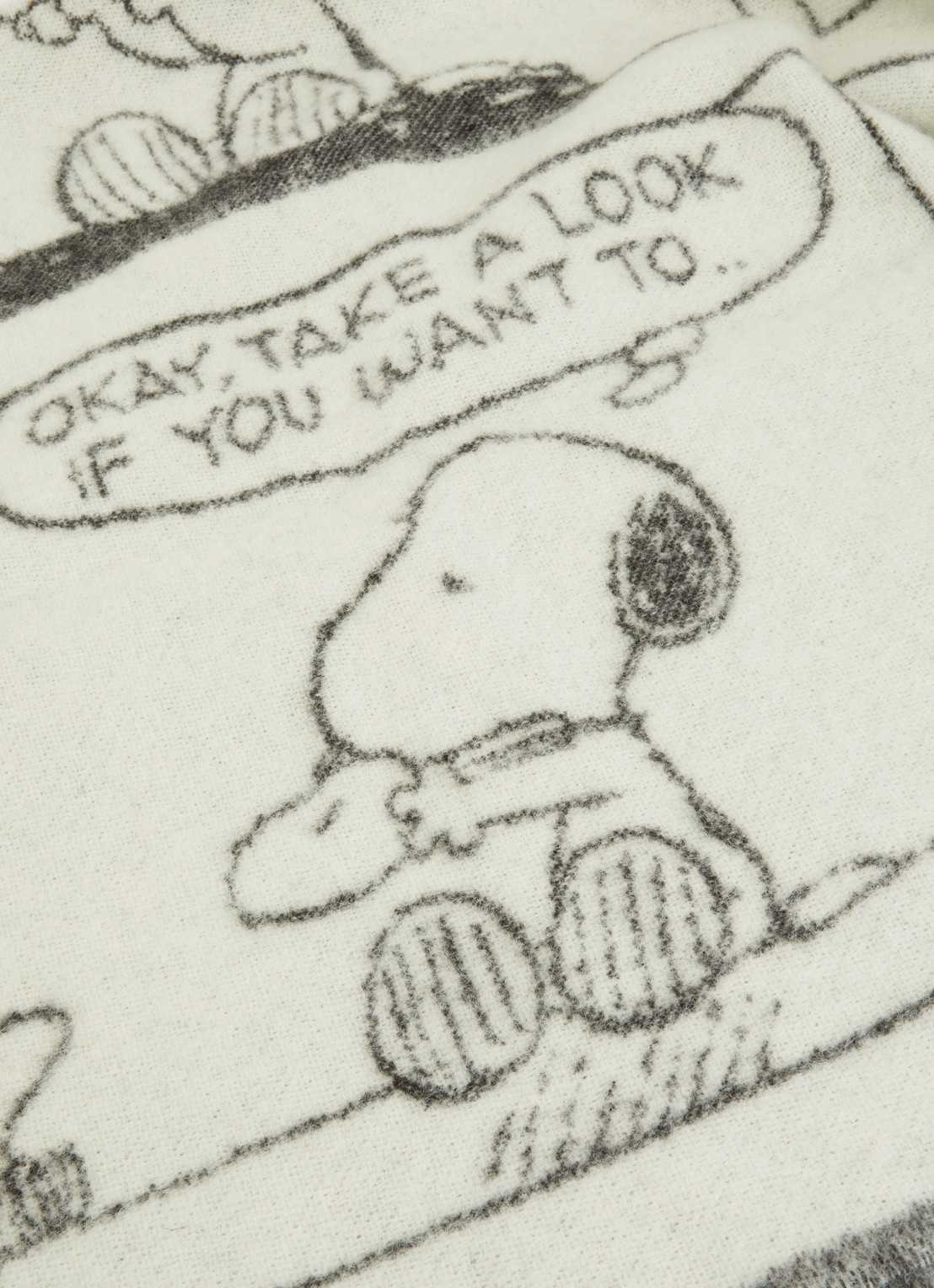 Maison Deux Peanuts Stripverhaal plaid  130 x 200 cm - detail 3 gebroken wit