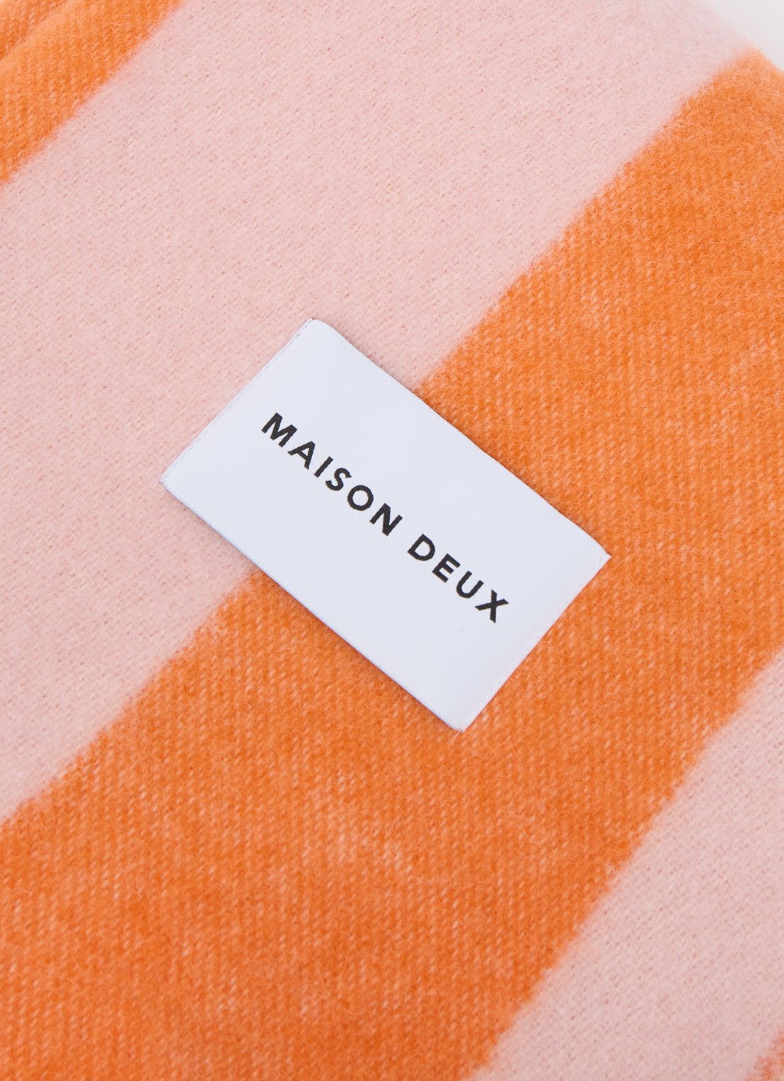 Maison Deux Plaid van wol 130 x 200 cm - detail beige