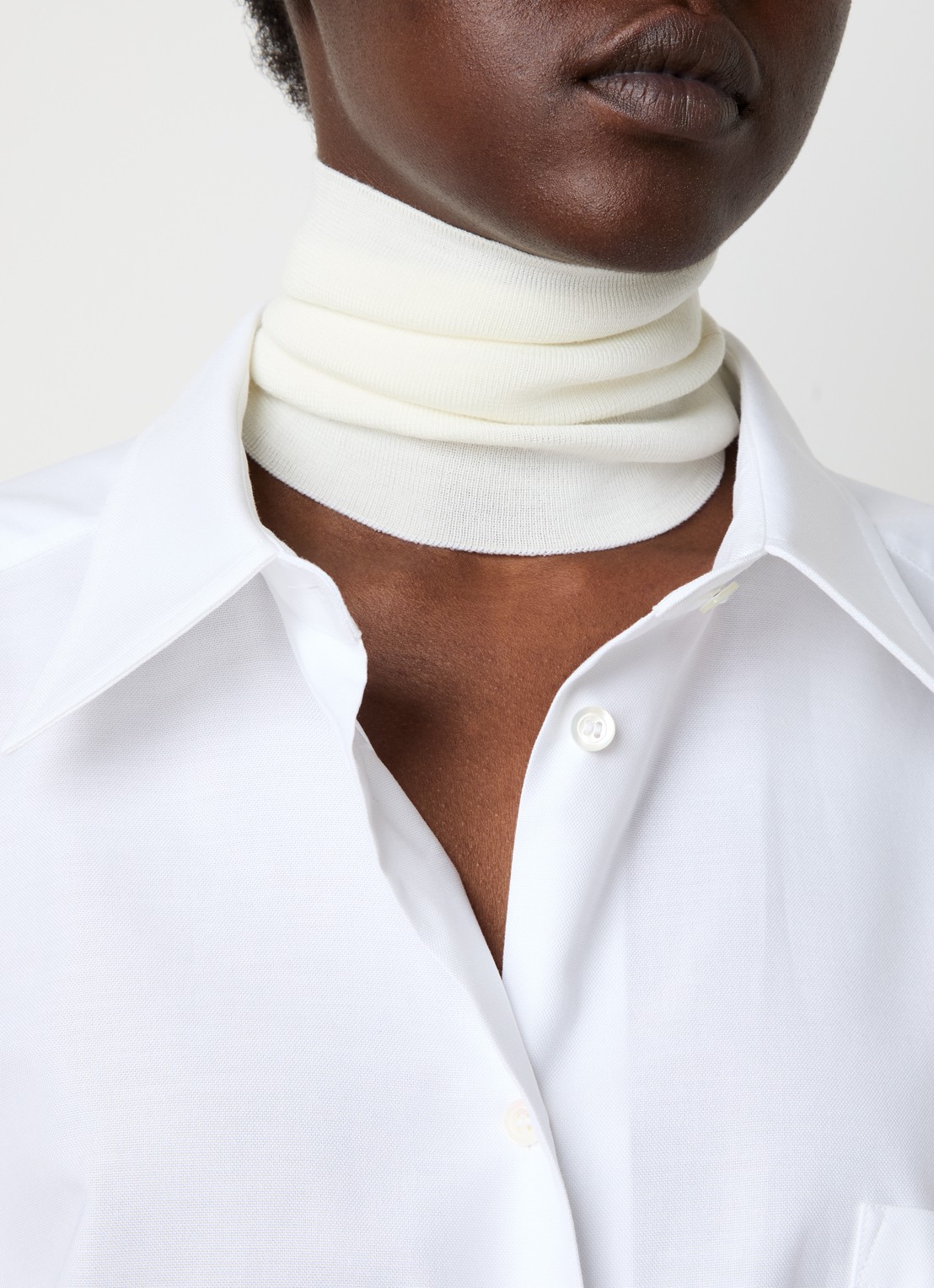 Maison Margiela Fijngebreide colsjaal van wol - voorkant 3 gebroken wit
