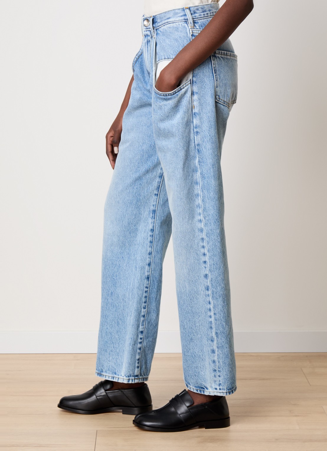 Maison Margiela High waist straight leg jeans met lichte wassing - detail 7 indigo