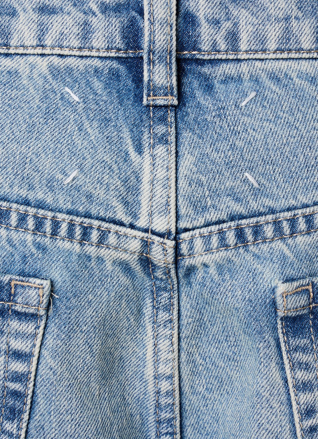 Maison Margiela High waist tapered jeans met steekzakken - detail 6 lichtblauw