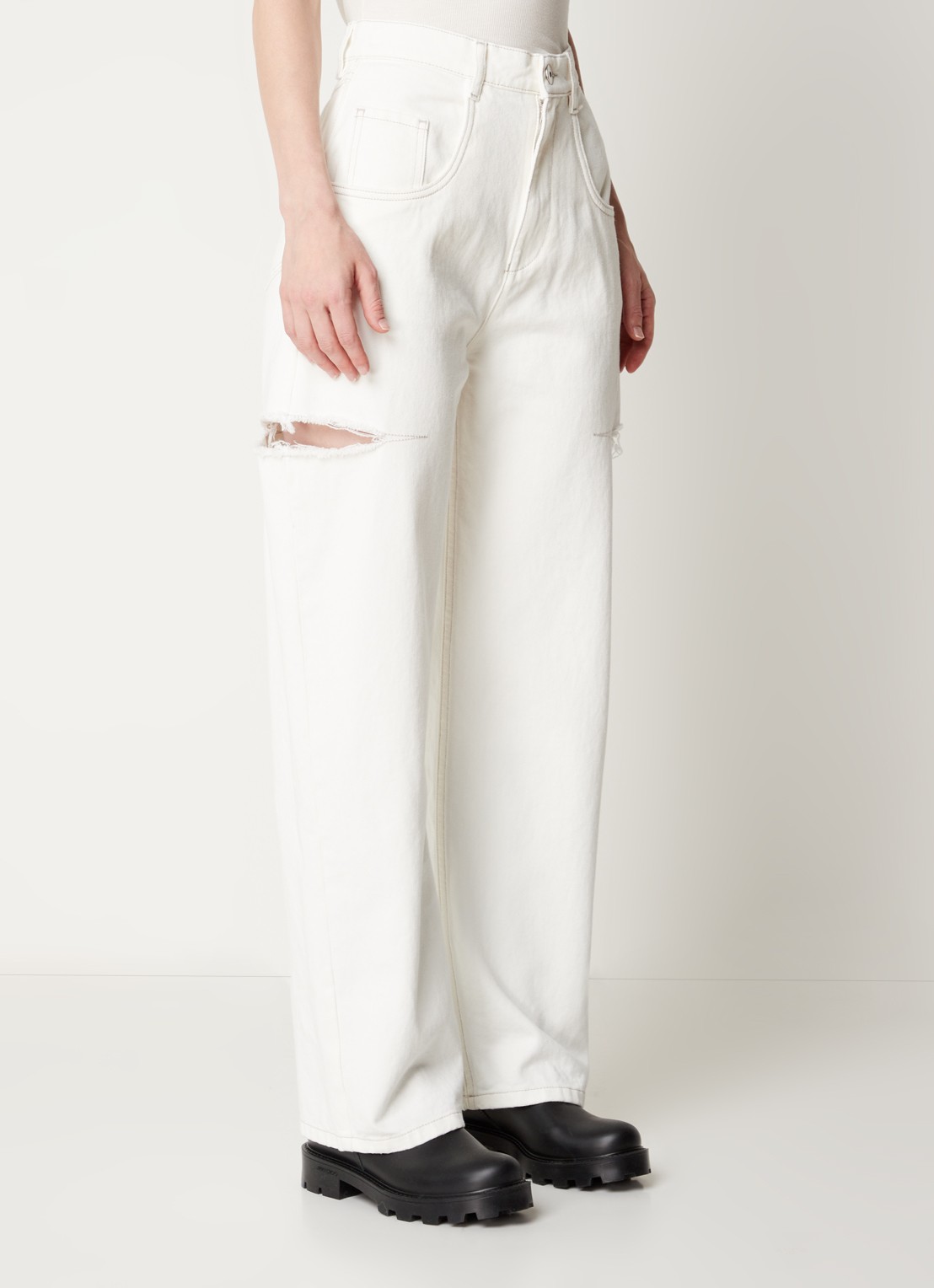 Maison Margiela High waist wide leg jeans met ripped details - detail 4 gebroken wit